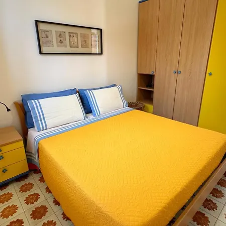 Nini Villa *