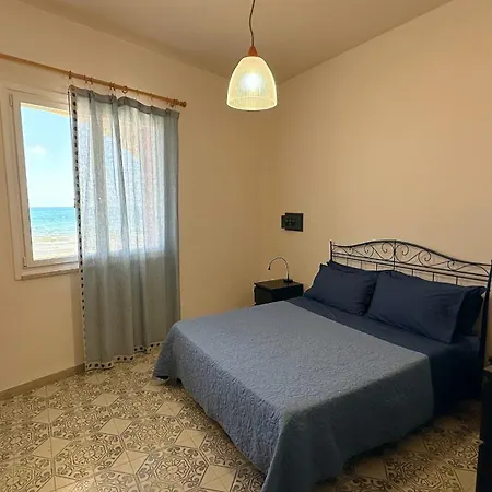 Nini Villa *